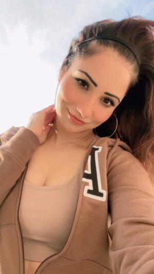 Jazz Sodhi Instagram - 🤎🤎🤎🤎🤎🤎

#reels #reelsinstagram #instagram #trending #viral #explore #love #instagood #explorepage #tiktok #reelitfeelit #india #follow #photography #fyp #reel #instadaily #followforfollowback #reelsvideo #likeforlikes #like #fashion #memes #foryou #reelkarofeelkaro
#happyjazzsodhi