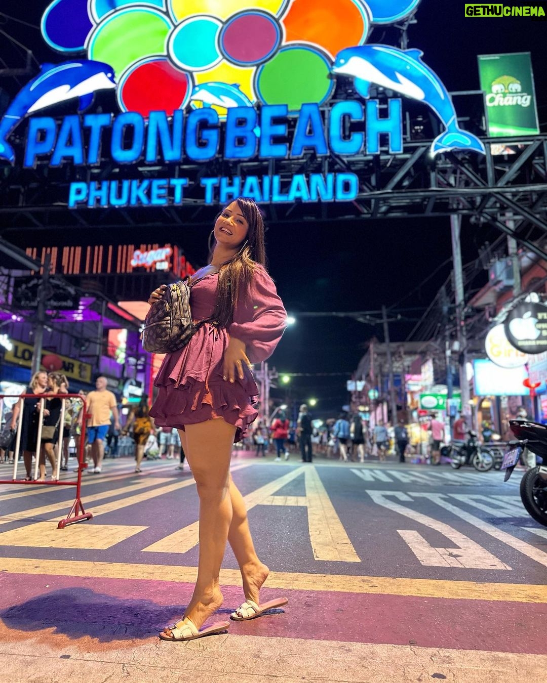 Jazz Sodhi Instagram - Hello Phuket 🧚🏻♀️🥳🌸. . . . . . #thailand #phuket #birthdaytrip #friendstrip #happygirl #blessed #beautiful Patong, Phuket Thailand