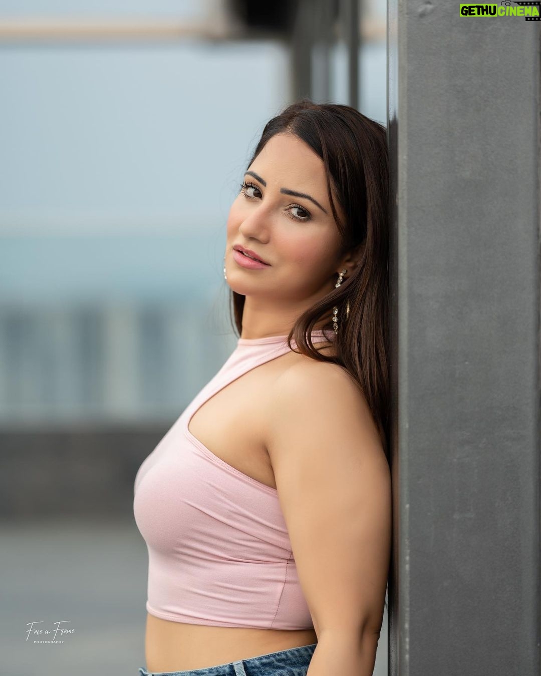 Jazz Sodhi Instagram - πΈπΈπΈπΈπΈπΈπΈ πΈ @face.in.frame π€ Mumbai, Maharashtra