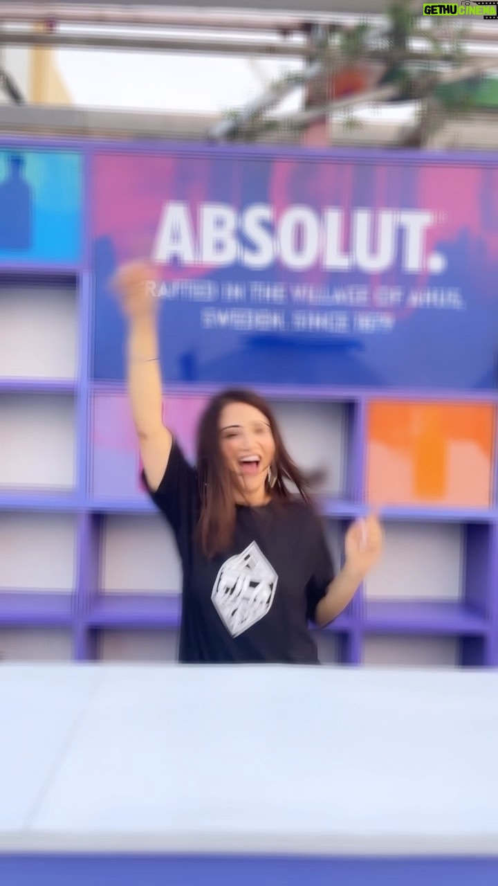 Jazz Sodhi Instagram - @holidayinnzrkpr 💜💜💜💜💜💜💜💜💜💜 @absolutus