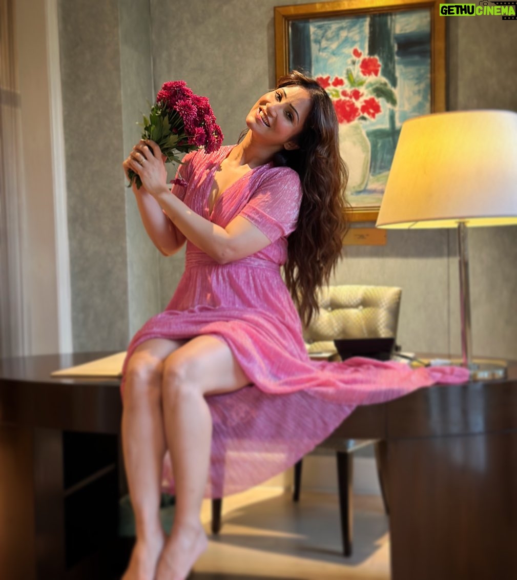 Jazz Sodhi Instagram - 🌸🌸🌸🌸🌸🌸🌸 The Taj Mahal Palace, Mumbai
