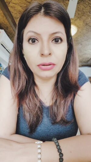 Jennifer Mistry Bansiwal Instagram - KAHANI AB TAK-
PART 4-
In this video- WHEN I APPROACHED POLICE AUTHORITIES, DCP, ACP, COLLECTOR, COMMISSIONER, NATIONAL COMMISSION OF WOMEN, DEPUTY HOME MINISTER, ETC...
@mumbaipolice

This is a part series of videos about my in going case of sexual harassment against my Producer Asit Modi, Operation Head Sohil Ramani and Executive ProducerJatin Bajaj.
How it started? What happened? How I approached Police Authorities and various other officers? How they aren't helping, How am i running from office to office for justice leaving my daughter at home with in laws, How i have filed loads of paper work, How I went through the same mental and emotional trauma every time i write... The story is endless and so are the emotions...
it seems like I m the culprit waiting for hours and hours at their offices so that Authorities listen to me... the amount of struggle I have gone through no one should go through... meanwhile my friends, colleagues,  society stopped talking to me...
But... I will go to any level to get the justice
... no matter how much Authorities and witnesses are bribed or influenced... coz I m speaking the truth... it is my life purpose now to get justice... Karma is for real... If not jurisdiction, God is there to do justice... 

#jennifermistrybansiwal #jmb #sexualharassment #asitmodi #tmkoc #taarakmehtakaooltahchashmah #roshansodhi #roshanbhabhi #sohilramani #jatinbajaj #policeauthorities#mumbaipolice #justice  #sexualharassment #justice4jennifer #justice4jmb
