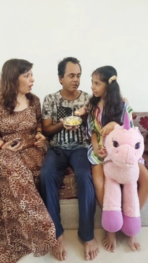 Jennifer Mistry Bansiwal Instagram - When both Lekissha and me heard SWEET KAUN instead of SWEET CORN😂

#jennifermistrybansiwal #jmb #Lekissha #lekisshamistrybansiwal #jenissha #bobbybansiwal #mayurbansiwal