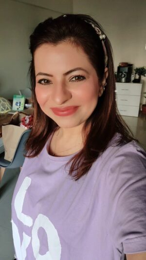 Jennifer Mistry Bansiwal Instagram - Perspective matters...😇
#jennifermistrybansiwal #jmb #jmbreels