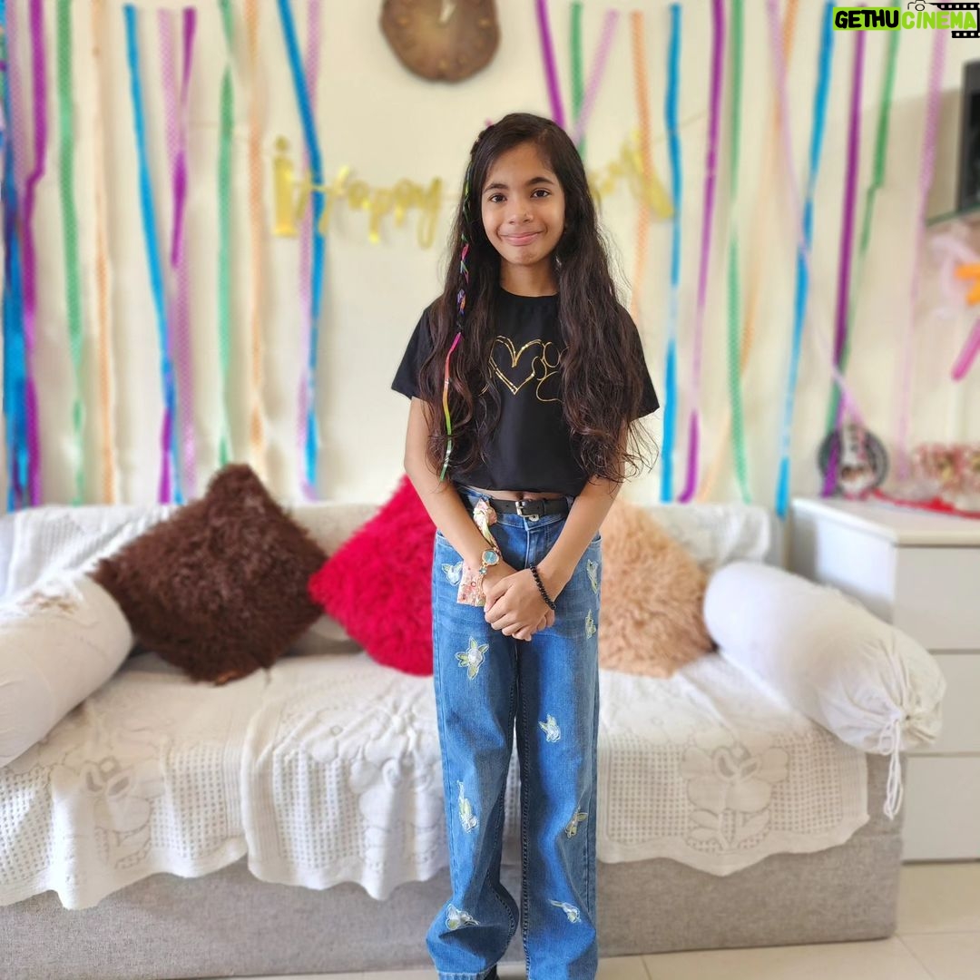 Jennifer Mistry Bansiwal Instagram - My princess turns 10 🧿... Happy bday Lekissha... God bless... I'm so grateful I have a daughter like you ... Wishing you everything you deserve and desire... #jennifermistrybansiwal #jmb #Lekissha #lekisshamistrybansiwal #jenissha #happybirthday Hiranandani Garden Powai
