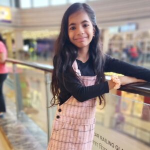 Jennifer Mistry Bansiwal Instagram - Just US...Mumma daughter shopping, eating, chatting time together ...
Enjoyed some beautiful moments with Lekissha🥰

#jennifermistrybansiwal #jmb #jenissha #Lekissha #lekisshamistrybansiwal #momdaughter
