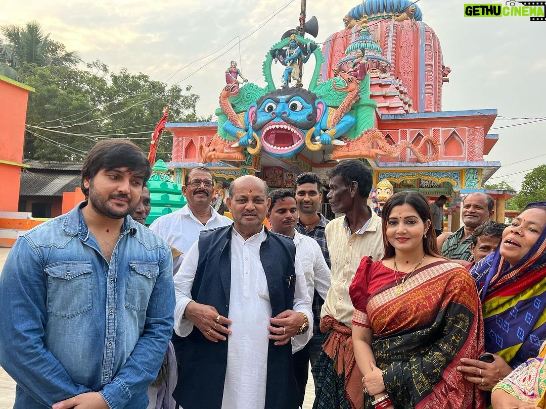 Jina Samal - 2.6K Likes - ପବିତ୍ର କାର୍ତ୍ତିକ ପୂର୍ଣ୍ଣିମା ଉପଲକ୍ଷେ ରାଜ୍ୟ ବିଜେପି ସଭାପତି ଶ୍ରୀ ମନମୋହନ ସାମଲ ଓ ସ୍ଥାନୀୟ ନେତୃବୃନ୍ଦଙ୍କ ସହ ଭଦ୍ରକ ଜିଲ୍ଲା ଧାମରା ସ୍ଥିତ ମା' ଧାମରେଇଙ୍କ ମନ୍ଦିର ପରିଦର୍ଶନ କରି ମା' ଙ୍କ ଆଶୀର୍ବାଦ ଭିକ୍ଷା କରିବା ଅବସରରେ #zeenasamalpanigrahy #ଜିନା🙏