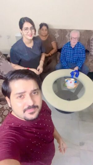 Jina Samal Instagram - Happy birthday baba🙏 stay always healthy as always #happybirthday #fatherinlaw #family