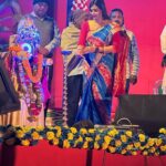 Jina Samal Instagram - ବାଲେଶ୍ବର ଜିଲ୍ଲା ଭୋଗରାଇ ନିର୍ବାଚନ ମଣ୍ଡଳୀ ଭୋଗରାଇ ବ୍ଲକ ଅନ୍ତର୍ଗତ ଜଗନ୍ନାଥପୁର ପଞ୍ଚାୟତ ଅନ୍ତର୍ଗତ ନସ୍କରପୁର ଠାରେ ଅନୁଷ୍ଠିତ ଜଗଦ୍ଧାତ୍ରୀ ମହୋତ୍ସବରେ ନିମନ୍ତ୍ରିତ ଅତିଥି ଭାବେ ଯୋଗଦାନ କଲି । ମଞ୍ଚରେ ମୋ ସହିତ ମୋ ସ୍ବର୍ଗତ ବାପାଙ୍କ ସାଙ୍ଗ ମଧ୍ୟ ଉପସ୍ଥିତ ଥିଲେ । ତାଙ୍କ ସହ ମିଶି ବହୁତ ଖୁସି ଲାଗିଲା । ଏଭଳି ଏକ ସୁନ୍ଦର ମହୋତ୍ସବକୁ ମତେ ଆମନ୍ତ୍ରିତ କରି ସମ୍ମାନିତ ଓ ସମ୍ବର୍ଦ୍ଧିତ କରିଥିବା ହେତୁ ଆୟୋଜକ ବନ୍ଧୁ ମାନଙ୍କୁ ବହୁତ ବହୁତ ଧନ୍ୟବାଦ ଓ କୃତଜ୍ଞତା ଜଣାଉଛି 🙏😇 #zeenasamalpanigrahy #ଜିନା Jagannathpur