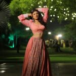 Jolly Rathod Instagram - Dolled Up for a Wedding Show in Ahmedabad.. Clicks by : @jaxy_not_jeksy (fondly known as ‘Masiha’ in my world..😄🫶🏻) Wearing : @krishnadesigns @dreamcloset_india Costume coordinated by : @almaari_by_kranti Jewellery : @the_beta_girl MUAH : @divya_makeover_27 Ahmedabad, India