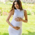 Juhi Godambe Instagram - Throwback to when you guys found out at 6 months 💕 And just like that, It’s almost time! 🥹 . . . . #babyannouncement #babyj #sjsince2008 #jginparis