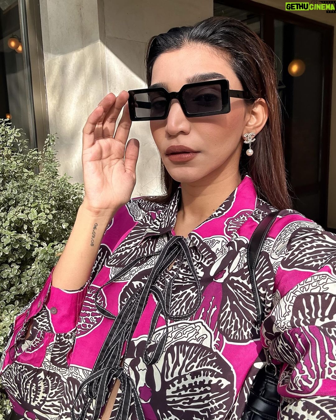 Juhi Godambe Instagram - While we wait for our taxi 🚕🍬 . . #jginparis