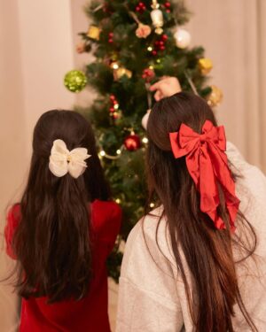 Juhi Godambe Instagram - This year Christmas is just extra special! 🎄🧸
Merry Christmas from us to you and your ❤️s 🥰