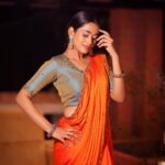Kaavya Arivumani Instagram – Swipe and sing the song inayae ππΆπ§‘
Shot by @studio212_photography
Styled by @indu_ig
Makeup @vishaa_hairandmakeup
Drapist @anu_hairstylist_sareedrapist
Wearing @varshamaran_official
Earring @fineshinejewels
#kaavya#kaavyaarivumani
