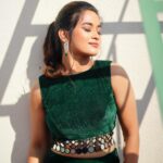 Kaavya Arivumani Instagram - Faraataa ✨🫨 Photography:@studio212_photography styled by: @ishwaryaalaguvel makeup: @zai.makeover.studio outfit: @tnt_designstudio #kaavya#kaavyaarivumani earrings: @fineshinejewels