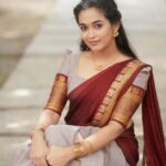 Kaavya Arivumani Instagram - இனிய தீபாவளி நல்வாழ்த்துக்கள் 🩷✨ Costumes - @kaarigai.sarees Photographer - @camerasenthil Makeup - @jeevya_makeoverartistry Hair - @purpleplusnagu Shoot by @rrajeshananda #kaavya#kaavyaarivumani