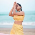 Kaavya Arivumani Instagram - Feelin goldyy in my element ⚜️👑 Ft @kaavyaarivumanioffl shot by @studio212_photography Styled @indu_ig Makeup @vishaa_hairandmakeup Hairdo @anu_hairstylist_sareedrapist Wearing @maolia_3 Jewelry @fineshinejewels #kaavya#kaavyaarivumani