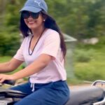 Kaavya Arivumani Instagram - Wait for the end 🫶🏻! Started learning a gear bike ., and this happened the next day 😅🤣☑️ #kaavya#kaavyaarivumani