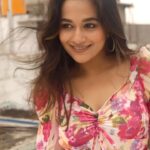 Kaavya Arivumani Instagram – #lifeison π
@musicthaman @nayanthara @nileshkrishnaa @zeestudiossouth @saregamatamil
#AnnaPoorani #nayanthara #trend #fashion #happy #reels