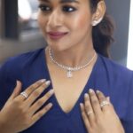 Kaavya Arivumani Instagram - I visited the NAC Jewellers Dazzling Diamond Festival, that is happening till 6th August across stores. With 50 years of expertise in diamonds, they have a wide variety ranging from office wear, party wear, daily wear to gifting & bridal. I personally like their daily wear & light weight jewellery. It’s always a joy to find that perfect jewellery that you can wear with anything and cherish for years to come. So don’t miss it, visit NAC Jewellers to get your old diamond jewellery exchanged or buy new diamond jewellery and avail exciting offers. #nacjewellers #diamondsbynac #diamondjewellery #diamondexchange
