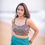 Kaavya Arivumani Instagram - Anukkal✨💙 @dhanush__photography @sri_boutique_byprema #kaavya#kaavyaarivumani
