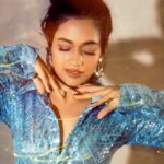 Kaavya Arivumani Instagram - Cause I’m icy 🦋🥶 Loving this series .,shot by @ikriosgokul Muah:@noormakeup_mehndi Costume :@shri_she Styling :@anand.aries #kaavya#kaavyaarivumani #instagram