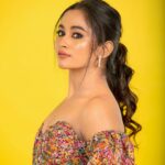 Kaavya Arivumani Instagram – Baby girl almighty🌸💓

.
.
📸@dhanush__photography 
@vybn_studio 
Muah:@kalaiartistry 
👗@shri_she 
.

#kaavya#kaavyaarivumani
