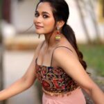 Kaavya Arivumani Instagram - I look more chubbier than now,since it was shot five months back ! ☺️💓 @indu_ig @haran_official_ @deepika_hairstyles @deepz_beautyjourney @theneedlecraft.world @the_beta_girl #kaavya#kaavyaarivumani