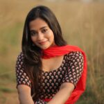 Kaavya Arivumani Instagram – Pon-maaan..!🌙🌠

.

#kaavya#kaavyaarivumani #instagram#instagood#instadaily #cinema#kollywood #tamil#tamilcinema#success
@dhanush__photography