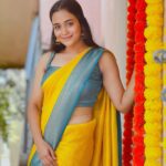 Kaavya Arivumani Instagram – மஞ்சள் வெயில்
மாலையிலே 💛
Saree:@rs_fashionss_ 
Blouse:@nalinam_boutique ✨
#kaavya#kaavyaarivumani