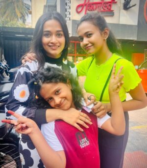 Kaavya Arivumani Instagram - Grateful♥️#25thbirthday 
Thankyou for everything., I have been flooded with wishes and messages ! Just Thankyou wouldn’t be enough !  Love you all ♥️☺️

Thanks for all the blessings 🫶🏻♥️

#kaavya#kaavyaarivumani #instagood