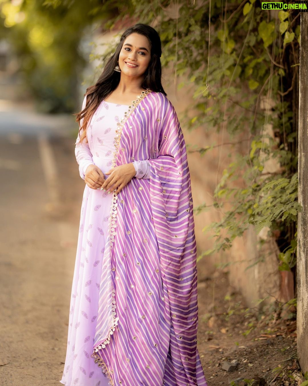Kaavya Arivumani Instagram - Aura doesnโt lie๐ธ๐ Team : ๐@priya_dharshini_makeupartist ๐@ivalinmabia ๐ธ@camerasenthil ๐@mani_stylist_ Oraganised by ;@rrajeshananda #kaavya#kaavyaarivumani #instagram