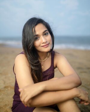 Kaavya Arivumani Instagram - How Is Christmas treating u’all?💜

@dhanush__photography 

.

#kaavya#kaavyaarivumani #cinema#tamilcinema #kollywood #instagram #instadaily