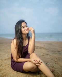 Kaavya Arivumani Instagram - How Is Christmas treating u’all?💜 @dhanush__photography . #kaavya#kaavyaarivumani #cinema#tamilcinema #kollywood #instagram #instadaily