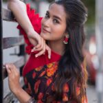 Kaavya Arivumani Instagram – இளங்காத்து வீசுதே🌺
@sathyaphotography3