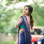 Kaavya Arivumani Instagram - நீ நிஜம் தானா இல்லை நிழல் தானா பதில் கேட்கிறேன் கிடைக்காதா?🫶🏻 Cute silver earring :@dasya.in @dhanush__photography @jeevya_makeoverartistry @ever_green_fashion . #kaavya#kaavyaarivumani