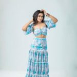 Kaavya Arivumani Instagram - Letting the blue fire burn🔹🌀🐬 @dhanush__photography @kalaiartistry @shri_she @vybn_studio #kaavya#kaavyaarivumani