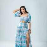 Kaavya Arivumani Instagram - Letting the blue fire burn🔹🌀🐬 @dhanush__photography @kalaiartistry @shri_she @vybn_studio #kaavya#kaavyaarivumani