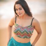 Kaavya Arivumani Instagram - Anukkal✨💙 @dhanush__photography @sri_boutique_byprema #kaavya#kaavyaarivumani
