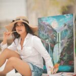 Kaavya Arivumani Instagram - I paint my world🌍🎨🖌️ @dhanush__photography @jeevya_makeoverartistry