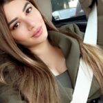 Kainaat Arora Instagram - See you #Bilaspur today at #Raasdandiya 🙏🙏🙏 . . . ✈️✈️✈️ #kainaatarora #WorkDayAhead #WorkScenes #worktravel Chhatrapati Shivaji International Airport