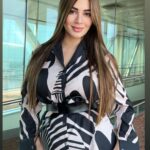 Kainaat Arora Instagram - Mumbai ✈️ #jamnagar .. #ByeByeNavratri2023 #Dandiya #Tonight 💫💫💫 Wearing myself .. . . . . . Business head : ( #PriyankShah : @business.manager_kainaat . #WorkTravel #WorkScenes #AirportVibes #Kainaatarora #kainnataroraa #workhaholic #Byebyenavratri #byebyenavratri2023 #gujrat #Appearance #event #globetrotter