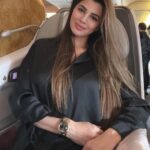 Kainaat Arora Instagram - Another day Another ✈️ ✈️✈️ . . . #kainnataroraa #kainaatarora #flyingtime #travelscenes #goodtimes Emirates A380 Business class