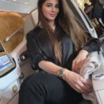 Kainaat Arora Instagram – Another day Another ✈️ ✈️✈️
.
.
.
#kainnataroraa #kainaatarora #flyingtime #travelscenes #goodtimes Emirates A380 Business class