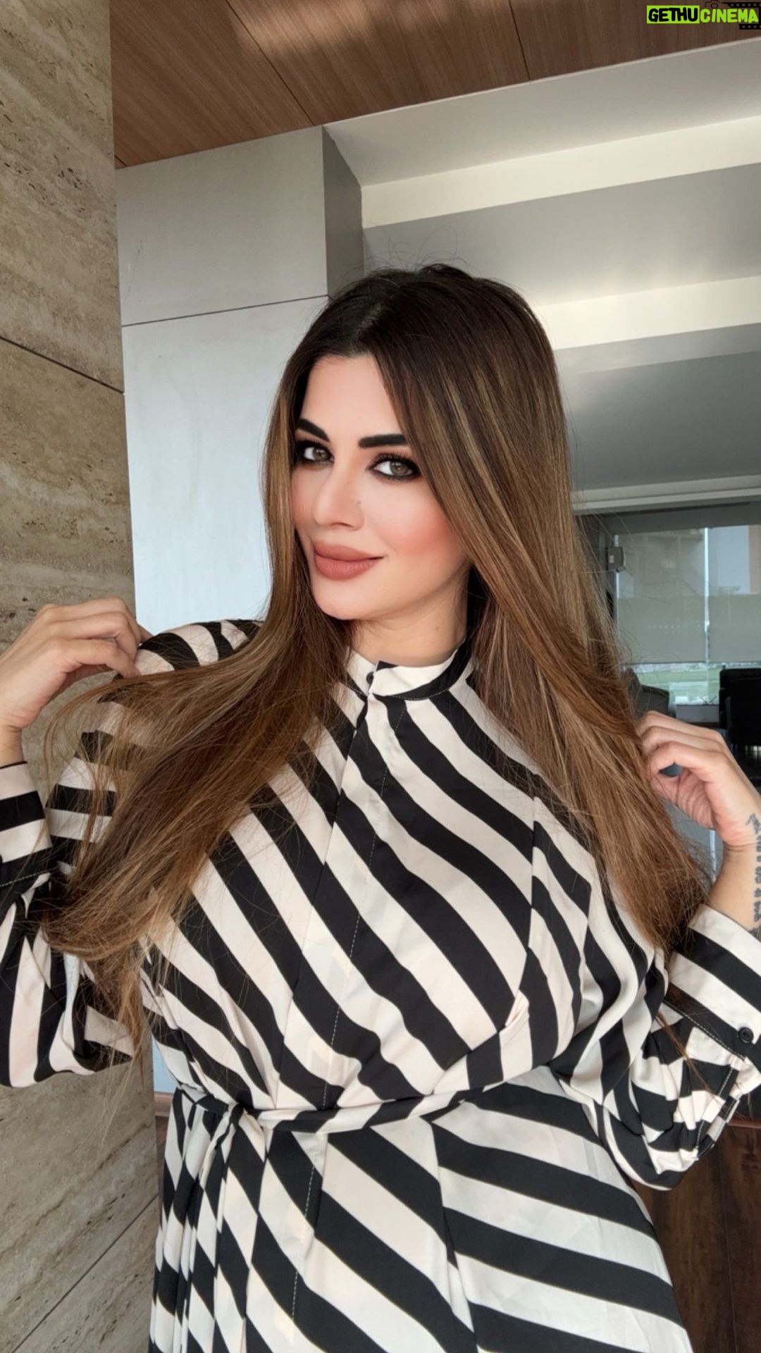 Kainaat Arora Instagram - See you Lucknow At Dayal Baug On 20 th of December 2023 at vastra fiesta 3.0 Organised By Tarlok Nath& Company & Subhash Chandra & Company See you guys in #Lucknow At #VastraFiesta3.0 🙏😊😇 . . . #GrandFinale #kainaatarora #kainnataroraa #WorkScenes #worklife #CelebrityGuest . Talent Manager : #PriyankShah 📸 : @business.manager_kainaat