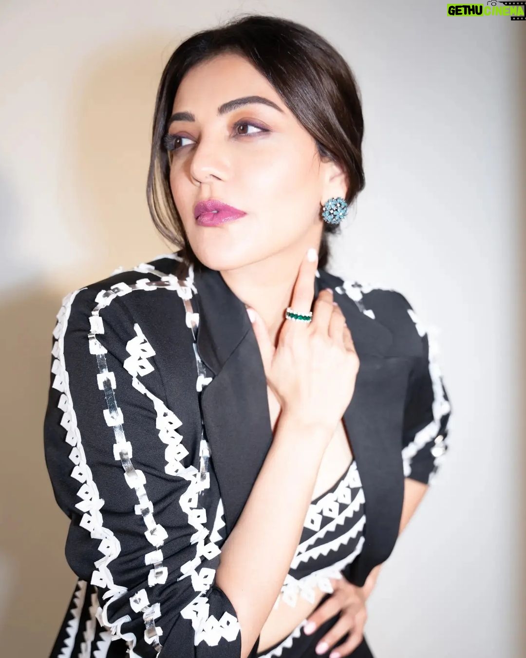 Kajal Aggarwal Instagram - 🤍✨🖤