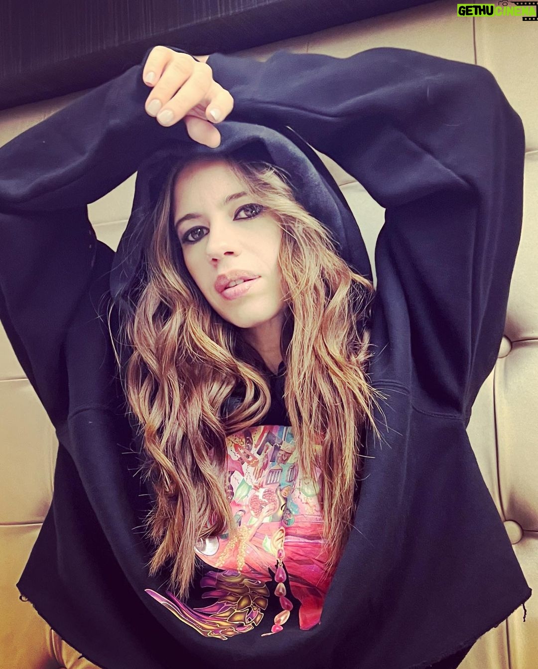 Kalki Koechlin Instagram - Thank you @womanistankidukan for my outspoken hoodie #tellingstoriesaboutwomen #womenspeakingthroughart