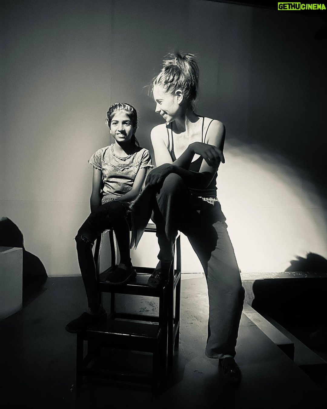 Kalki Koechlin Instagram - From today’s rehearsal #thespotlightmonologues #october27th @museumofgoa @goaoutreach Photo @inside_beyes