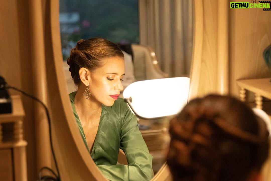 Kalki Koechlin Instagram - A long day but a good day. @rainbowlitfest Queer book recco: Less by Andrew Sean Greer Queer watch recco: Rainbow Rishta (Daniella stole my ❤️) Dress @summersomewhereshop Thanks @elevate_promotions Fashion photos @saurabhbasu