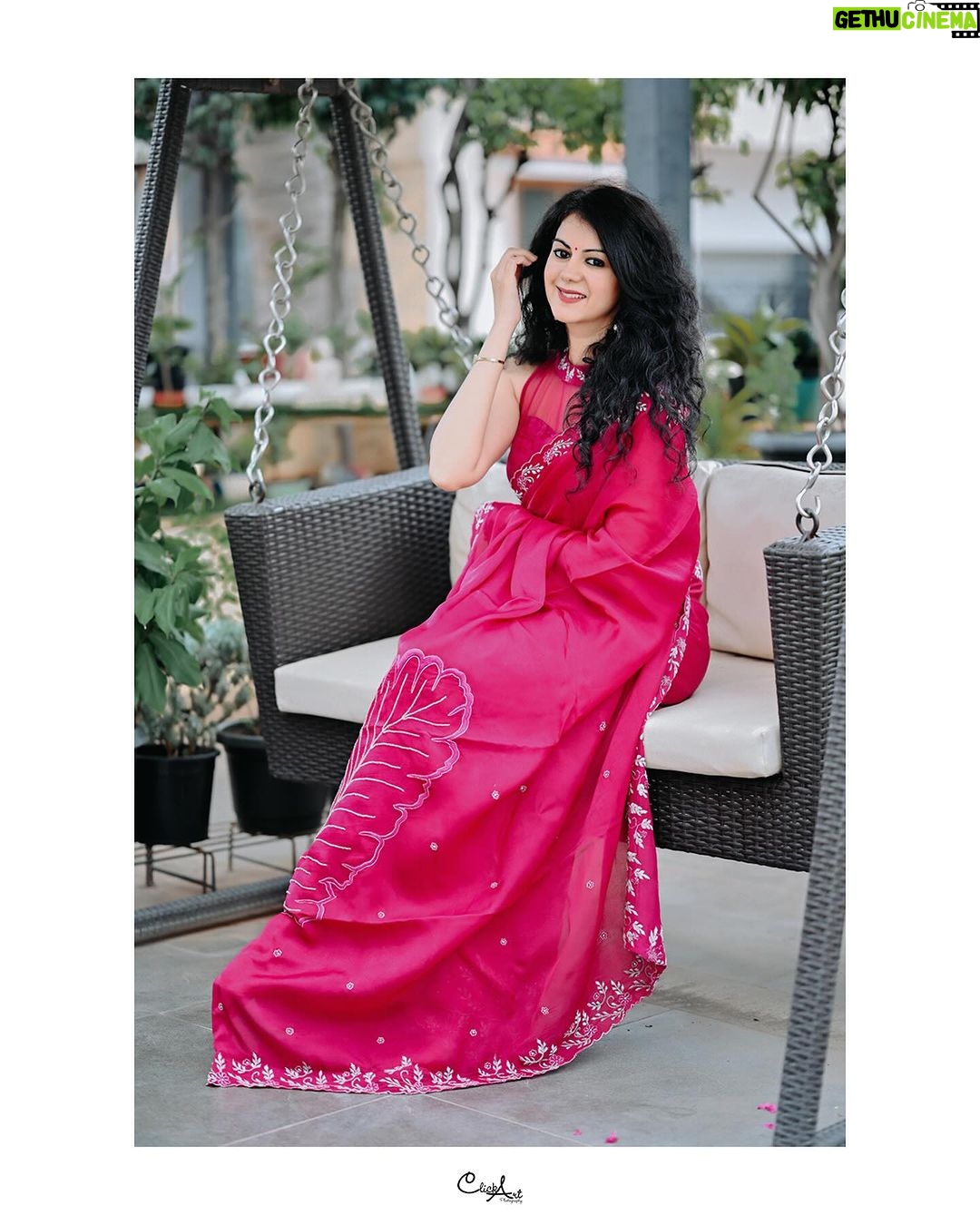 Kamna Jethmalani Instagram - #kamnajethmalani #kamna #model #modeling #actores #saree #fashion #actorslife #celebrities #celebrity #hollywood #famous #celebritystyle #celeb #photo #photography #photooftheday #fashionphotography #fashionphotographer #portrait #bangalore Bangalore, India